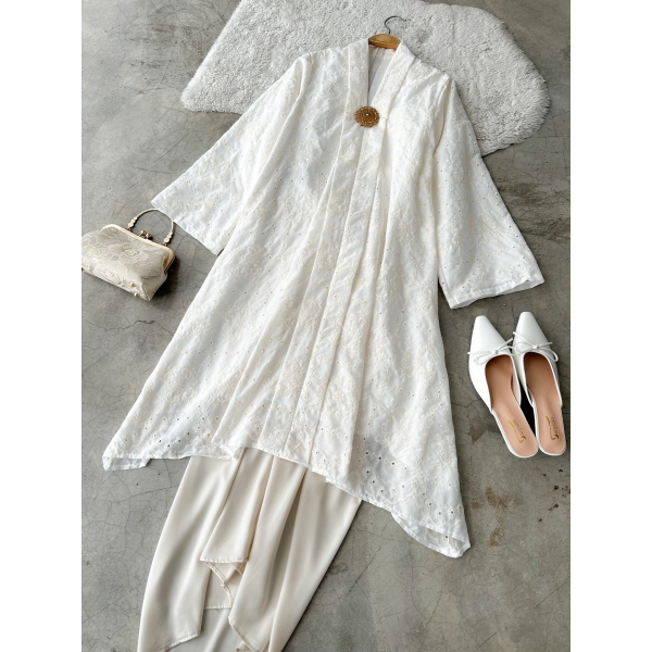 Alwi Kebaya Labuh - (Light Creme)